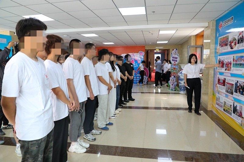 【“福彩圆梦 福暖四季”公益行暨“福彩献真情 爱心助学子”助学金发放仪式在张家口