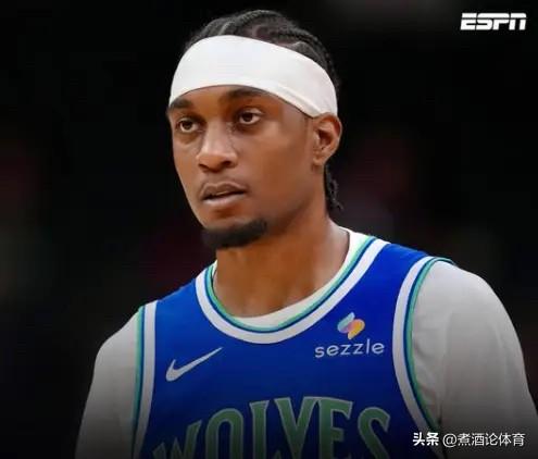 森林狼与杰登-麦克丹尼尔斯达成1年4000万提前续约，这笔账森林狼算得挺明白。