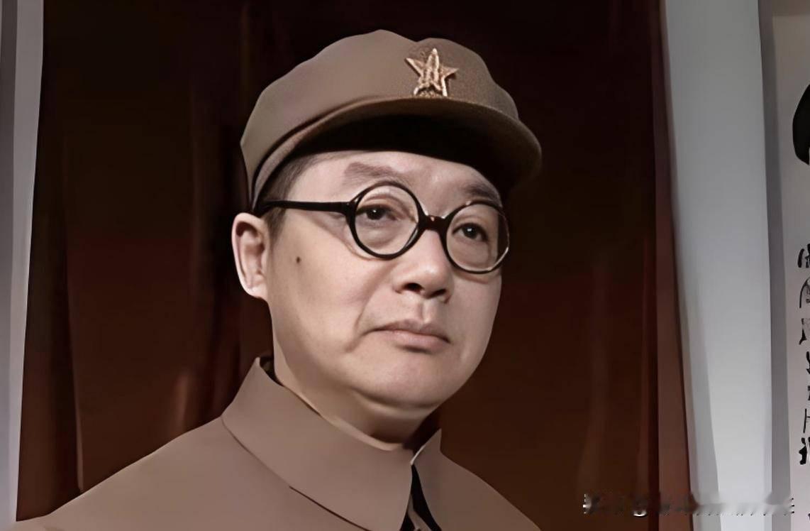 人生感悟（93）：笑喷！李云龙竟被老师长批得语无伦次！

2005年版电视剧《亮