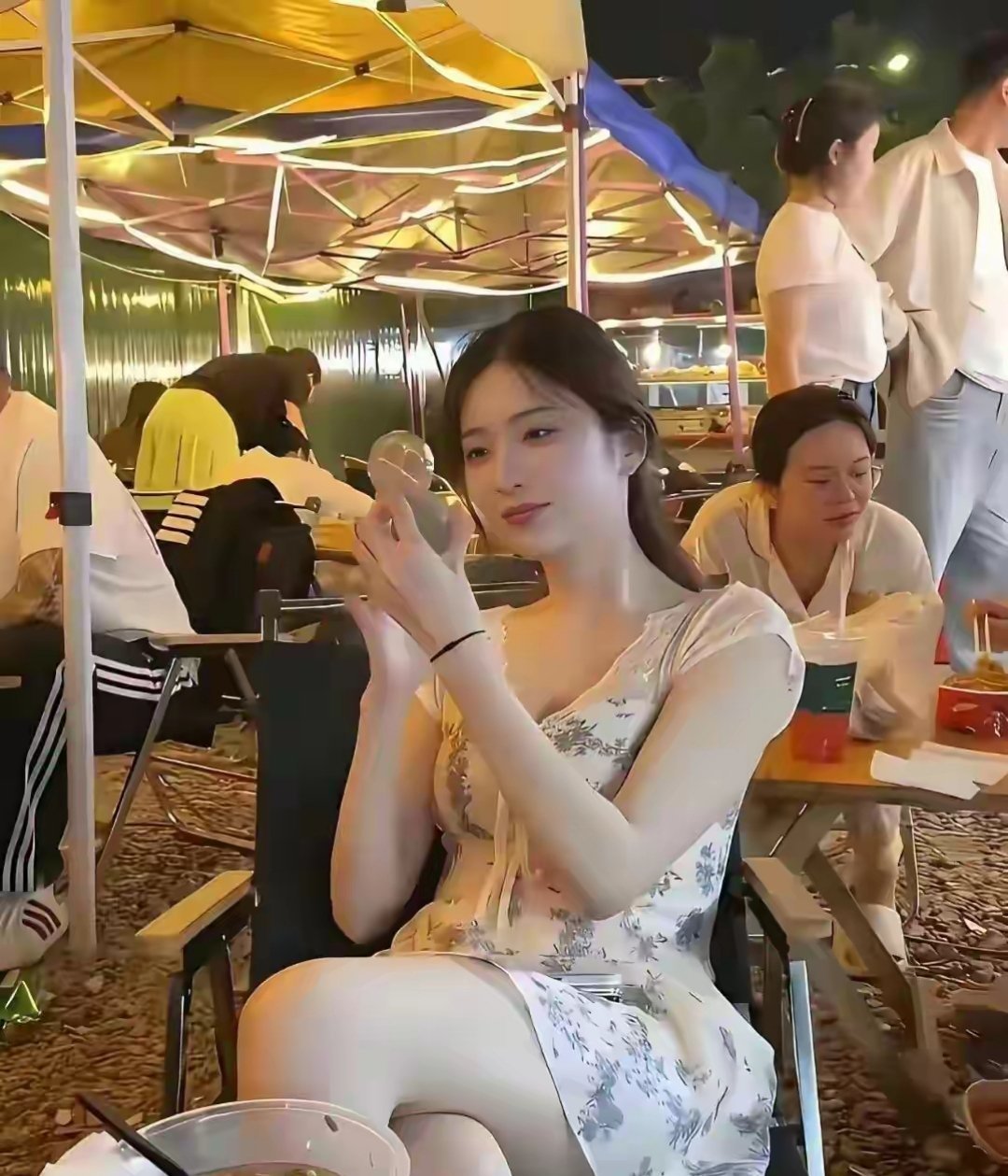 老婆太漂亮了总是没有安全感怎么办 