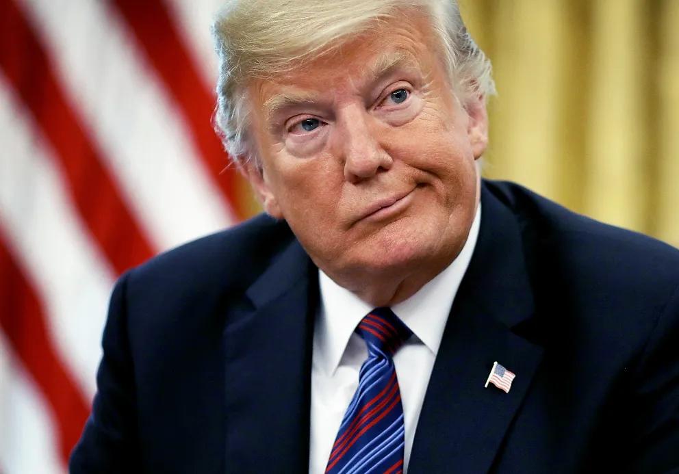 美国总统老特最近在多件事儿上改口，继续强化自己的“也不靠谱”形象。在对待美国农场