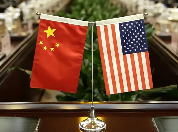 中美博弈进入决胜阶段，三大核心产业定胜负，看懂中国的突围之路。

当下的中美博弈