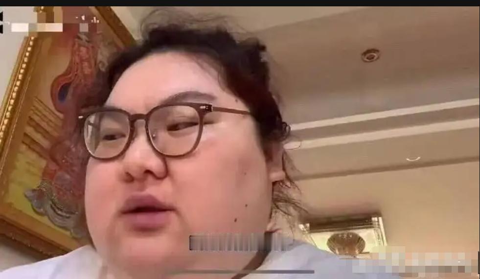 婚姻真的是爱情？不，是“你在花我的钱”！真相曝光，网友炸锅！
有人说，女人嘴里说