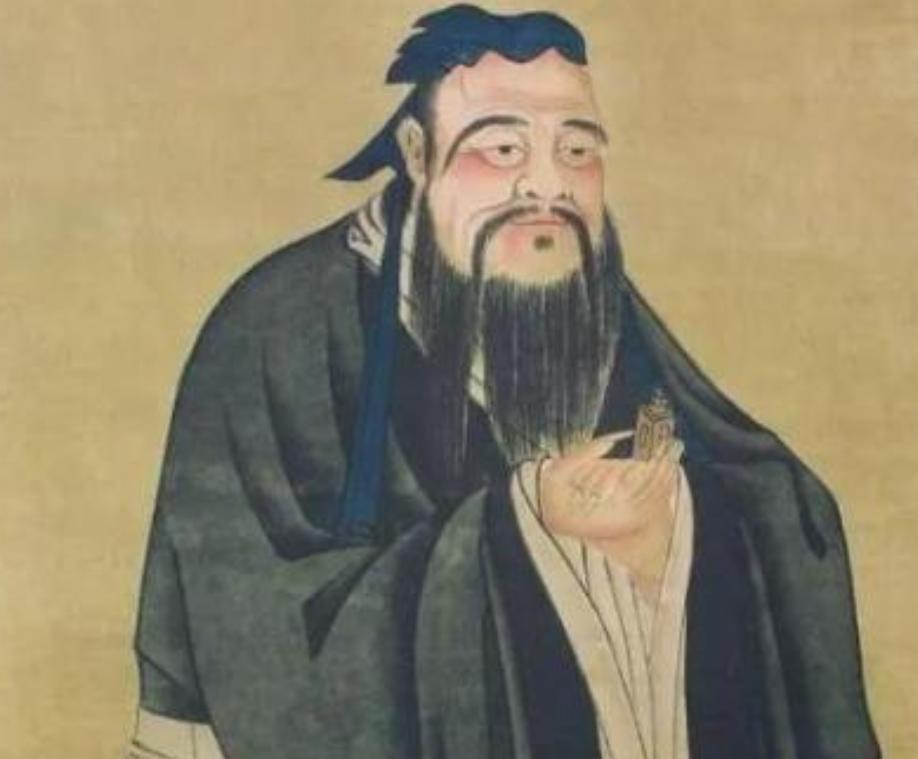 孔子被尊为“圣人”，若以今日的教育体系来看，他的文化水平相当于什么程度？
公元前