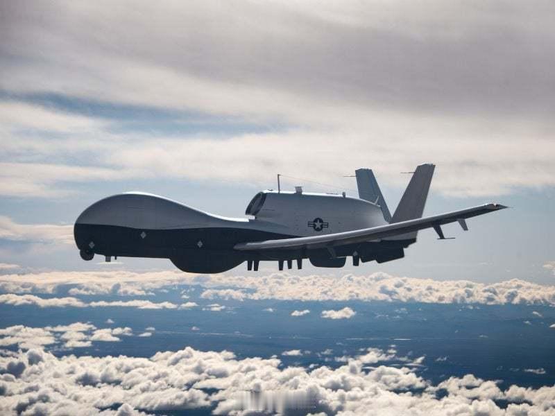 | 美国海军斥资 2.3 亿美元的 MQ-4C“特洛伊”无人机据称在靠近伊朗的区