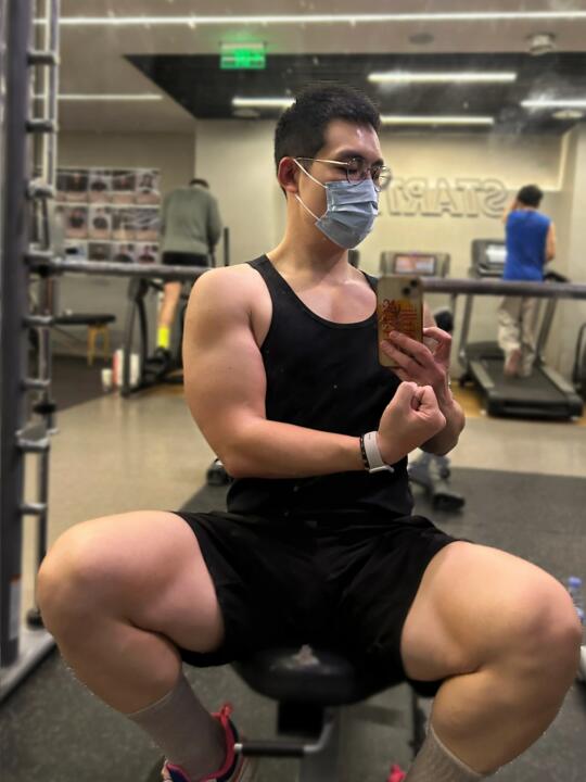 😈戴还是不戴？