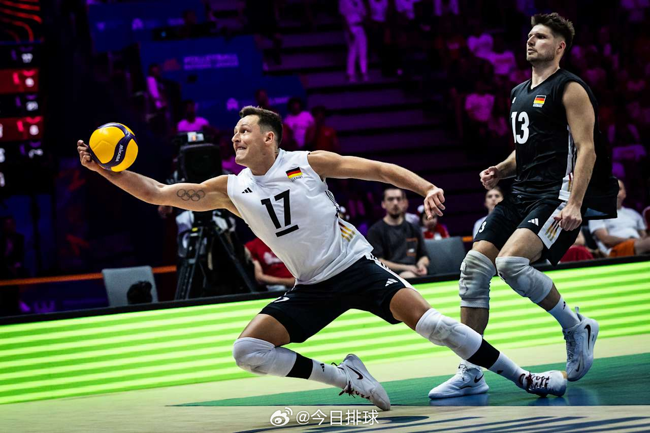 【2026世界男排联赛 格利维采站：波兰男排3-1德国男排】北京时间27日深夜，