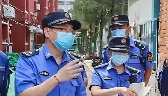 原来如此，虽然取消城管部门的呼声日益高涨，但背后的现实考量可不是闹着玩的！七百万