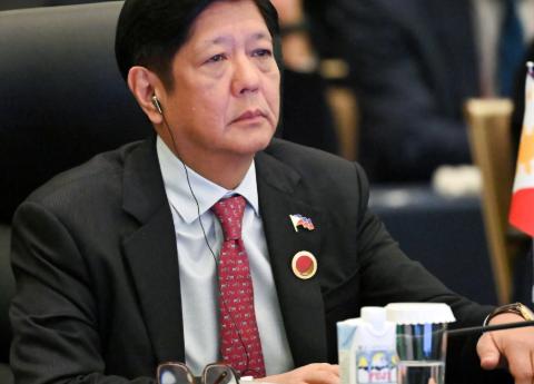 美国国务卿鲁比奥说了一段话，让很多人倒吸一口冷气。鲁比奥说：中国正在经历人类最大