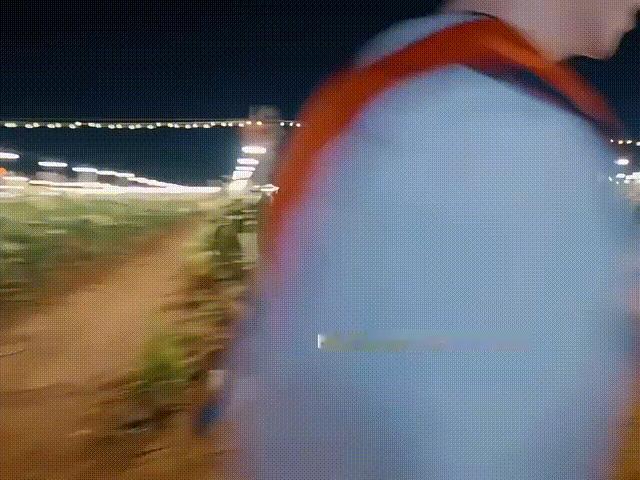 陈赫五哈抽粉丝送旅游基金陈赫问粉丝下季五哈去哪里留言推荐没有格式限制，观众可以自