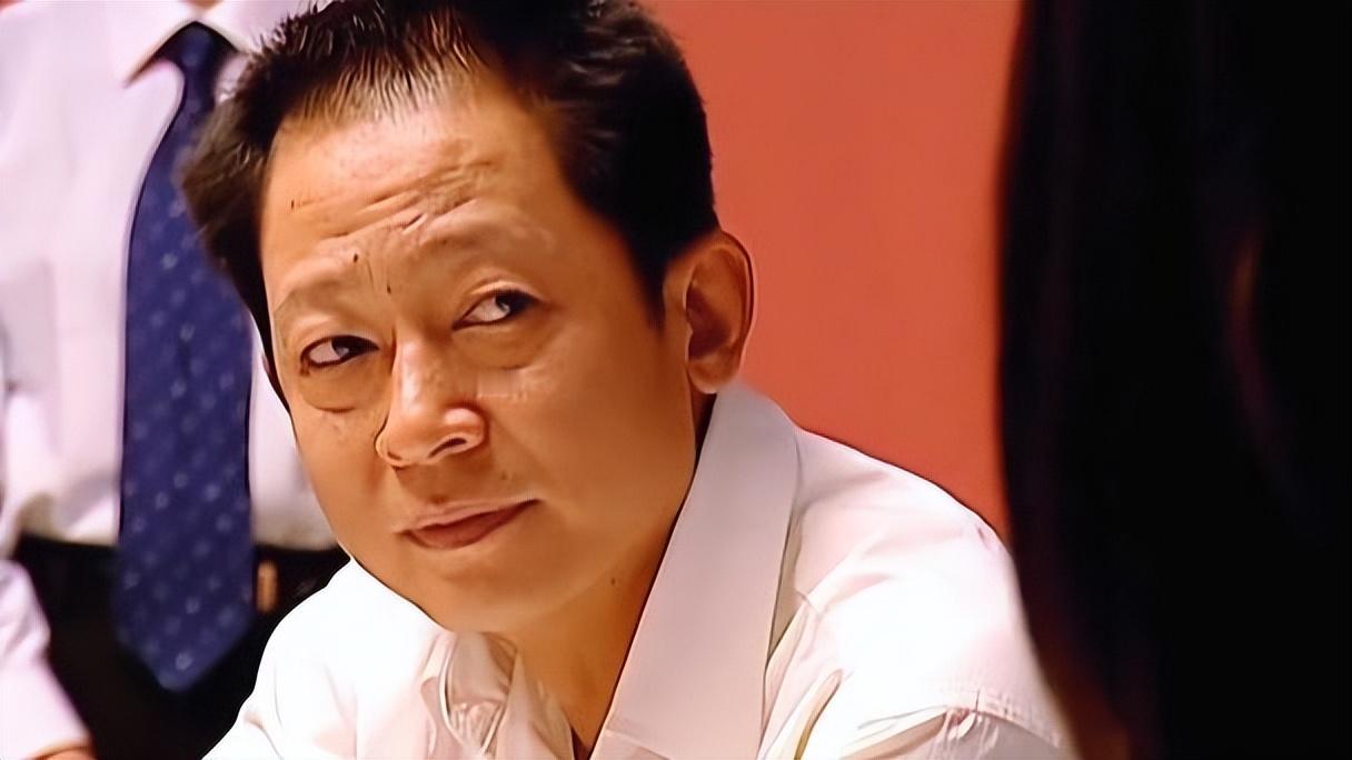 遥远的救世主为什么如此深入人心 《遥远的救世主》能像一颗重磅炸弹一样在读者心中炸