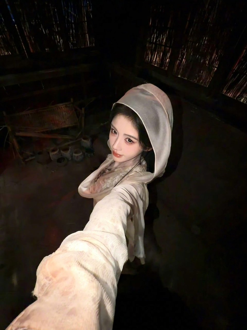 鞠婧祎中秋营业六宫格鞠婧祎中秋营业look 鞠婧祎中秋营业六宫格[流鼻血]鞠婧祎