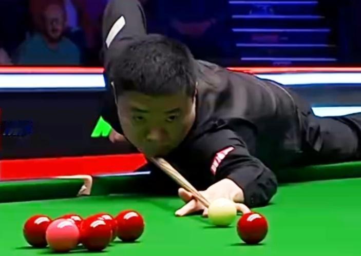 丁俊晖1-3落后特鲁姆普，挺进大师赛八强前景堪忧！
 
 
北京时间1月14日晚