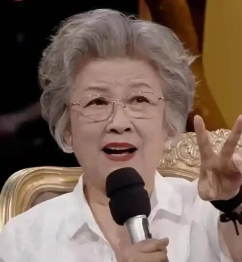 这一晚，演技盛宴令人沉醉！刘敏涛用细腻情感，将角色刻画得入木三分，让人忍不住落泪