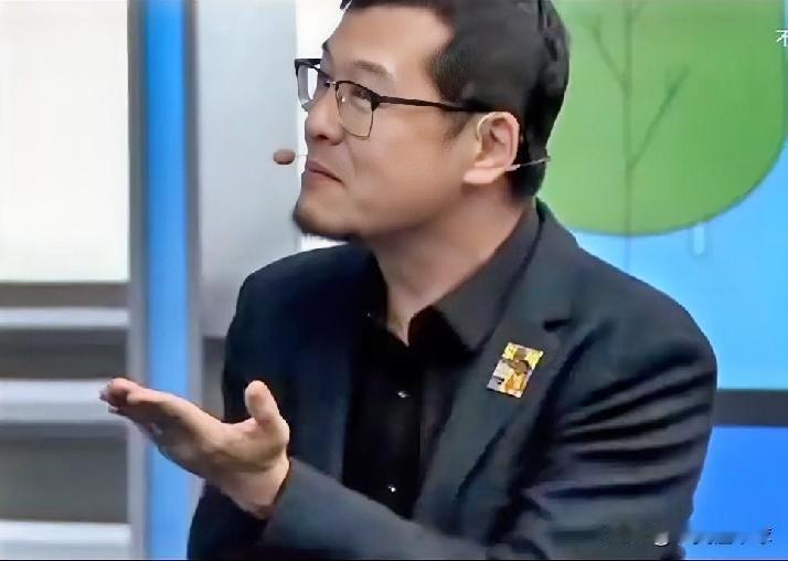 杨毅玩得这么抽象吗，各平台专家们的总冠军预测来了。

惯例，在总决赛开打前，各平