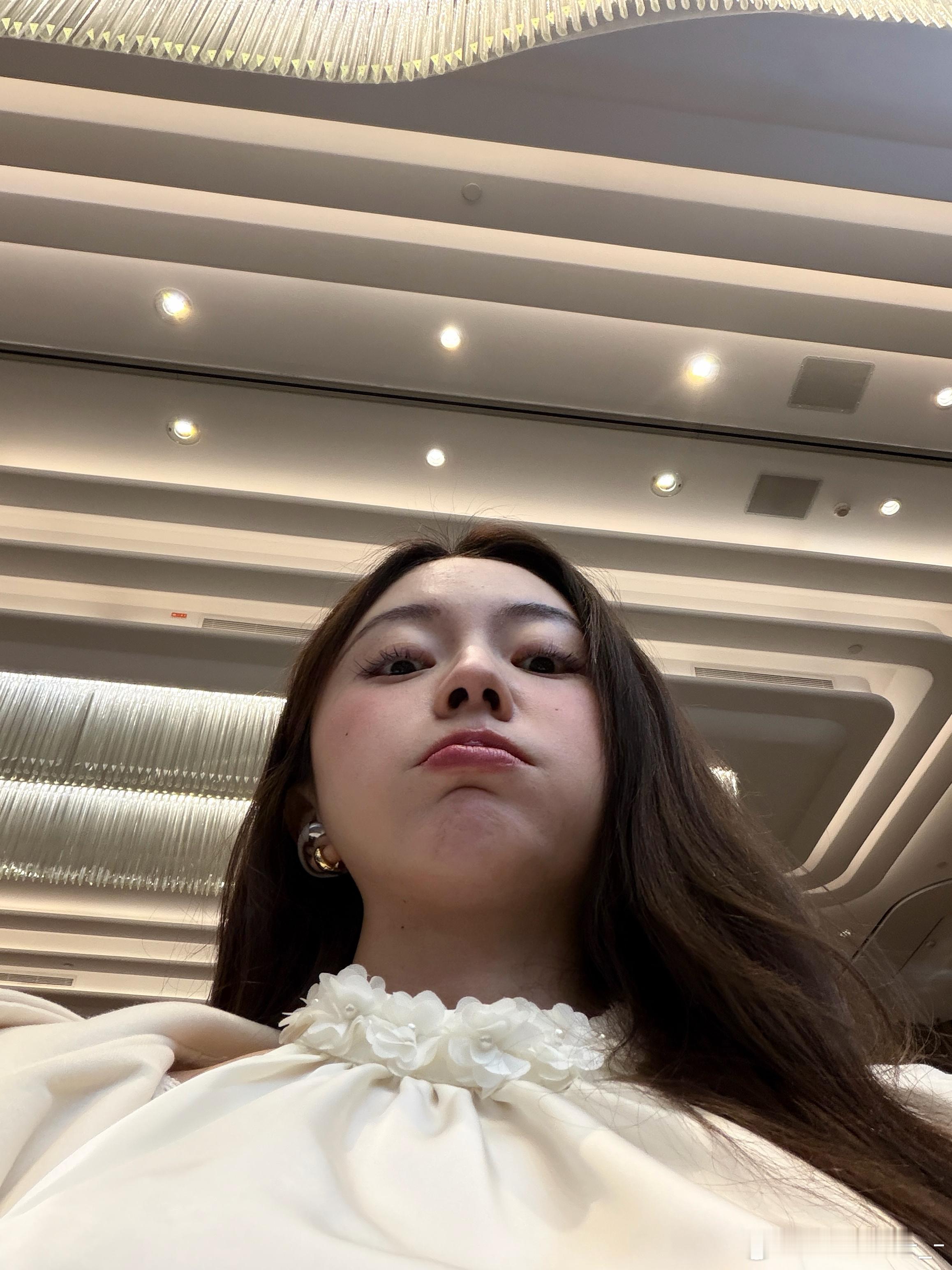 早起傻一天蔚来欧尼茜茜