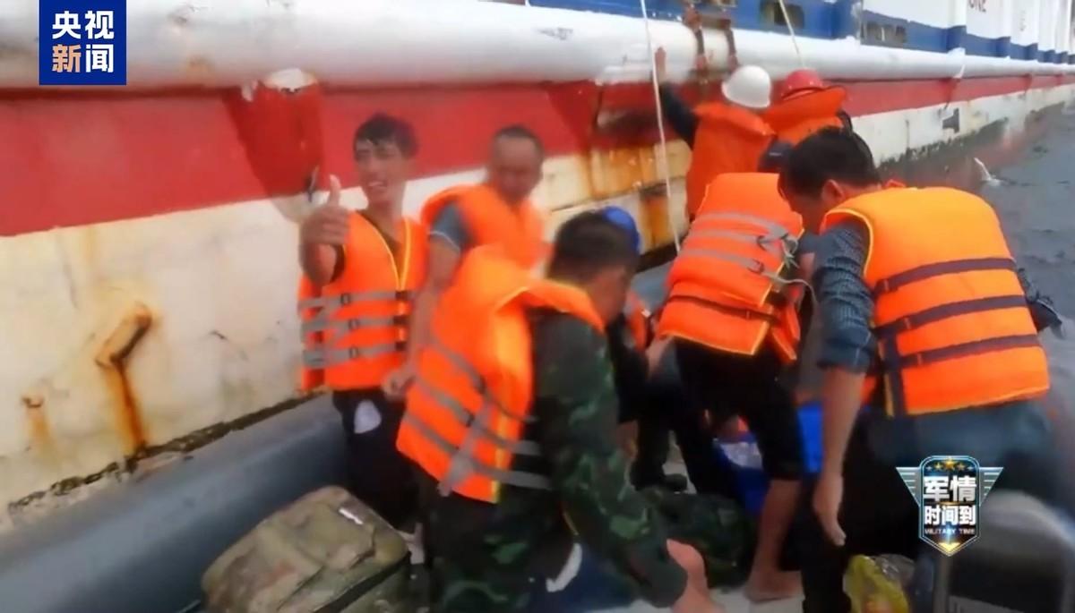 中国常态化搜救网交出完美答卷！越南船深夜南海遇险，中国多路力量救起47人

7月