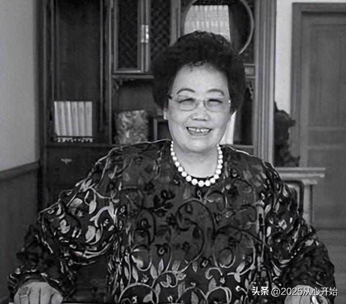 说实话，有点突然，《西游记》唐僧扮演者之一迟重瑞妻子陈丽华去世了，她是北京紫檀博
