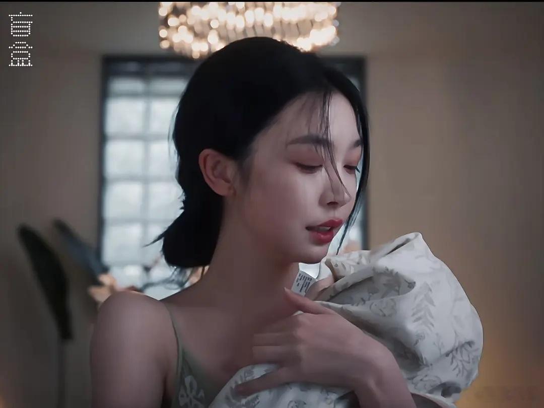 易梦玲一上镜原生脸就开始疯狂顶号了