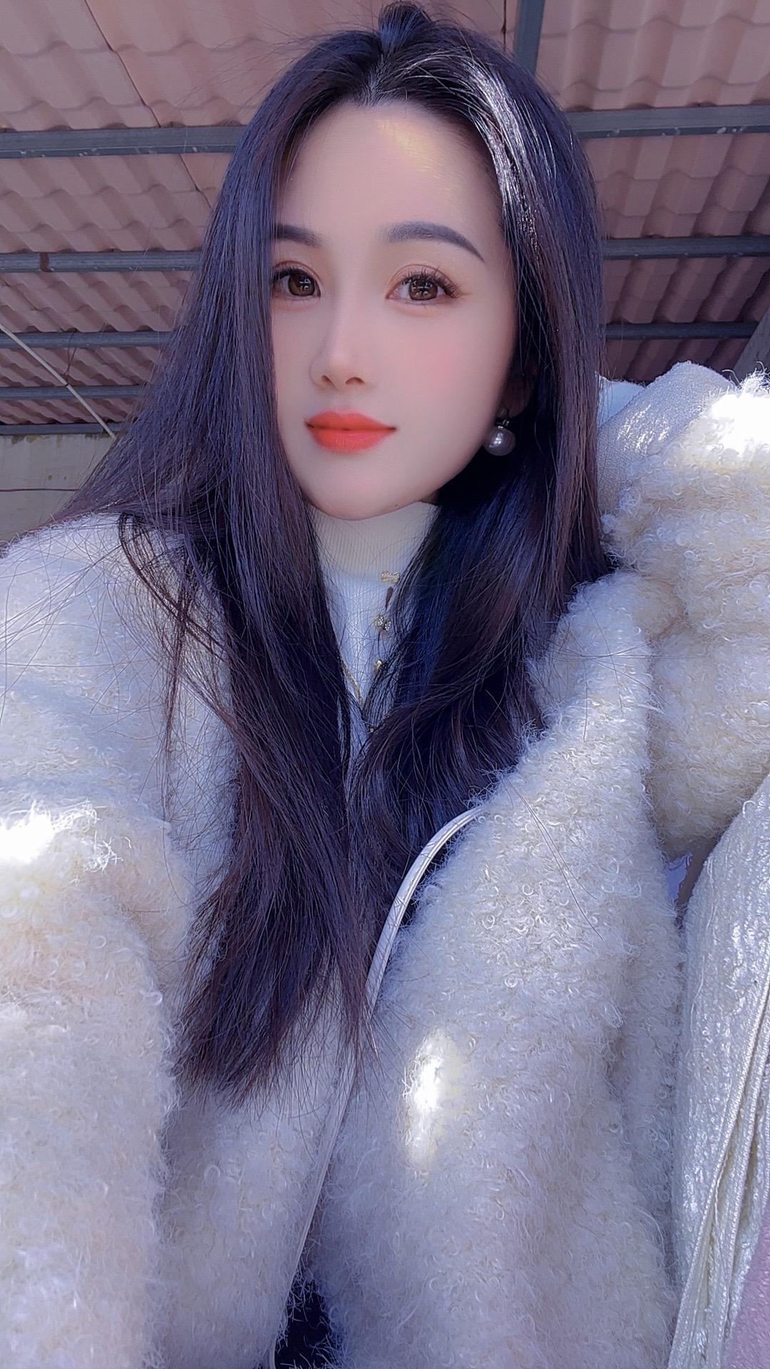 2025年别再走错路了，擦亮眼睛，努力赚钱，接受孤独，保持清醒…