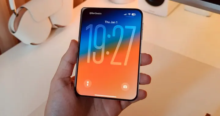 新的折叠屏iPhone Fold上手渲染图，独特的阔折叠形态！