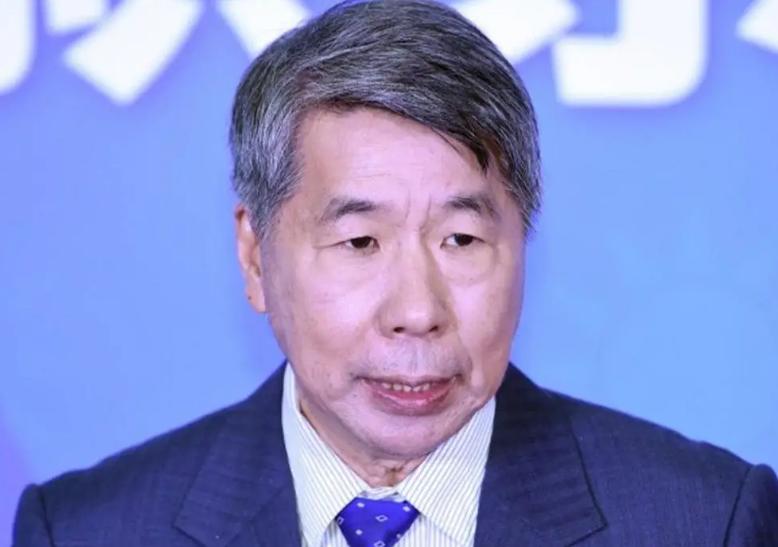 郑丽文称“美国是恩人”后，张亚中直接开火了，不简单

日前，国民党主席郑丽文在谈