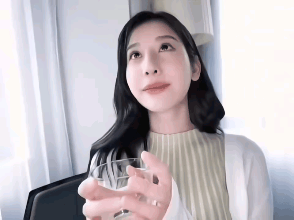 总感觉嘴里有东西，但是又说不清什么东西！
感觉日本人好变态！