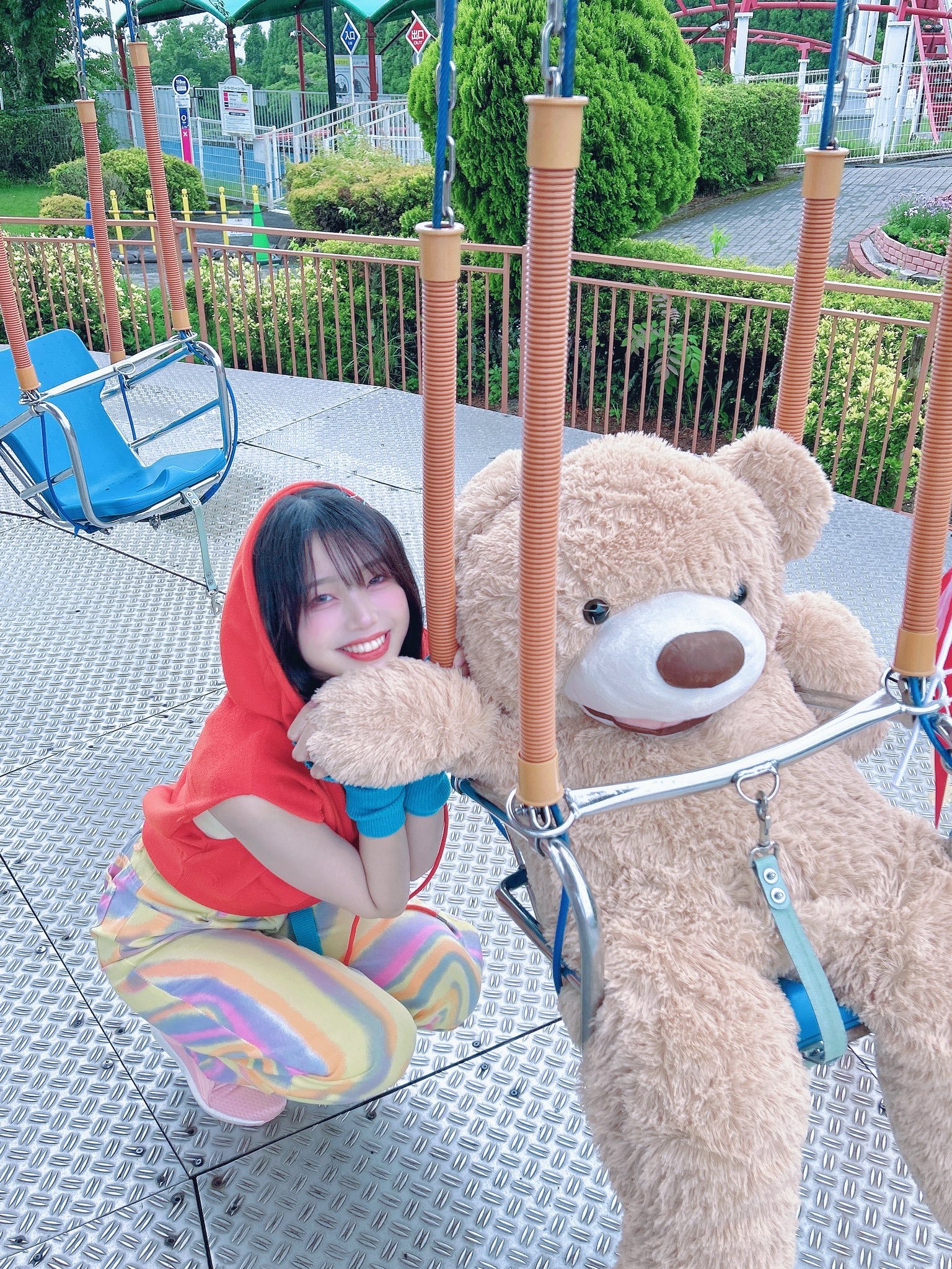 HKT48梁濑铃雅 X 26/06/24《半袖天使》MV的播放量突破了300万次