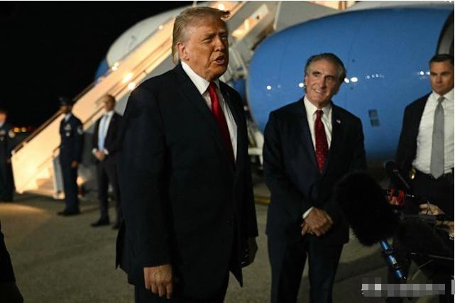 红线被踩！特朗普震怒：伊朗必须祈祷我们的士兵还活着！今天凌晨，特朗普在机场紧急回