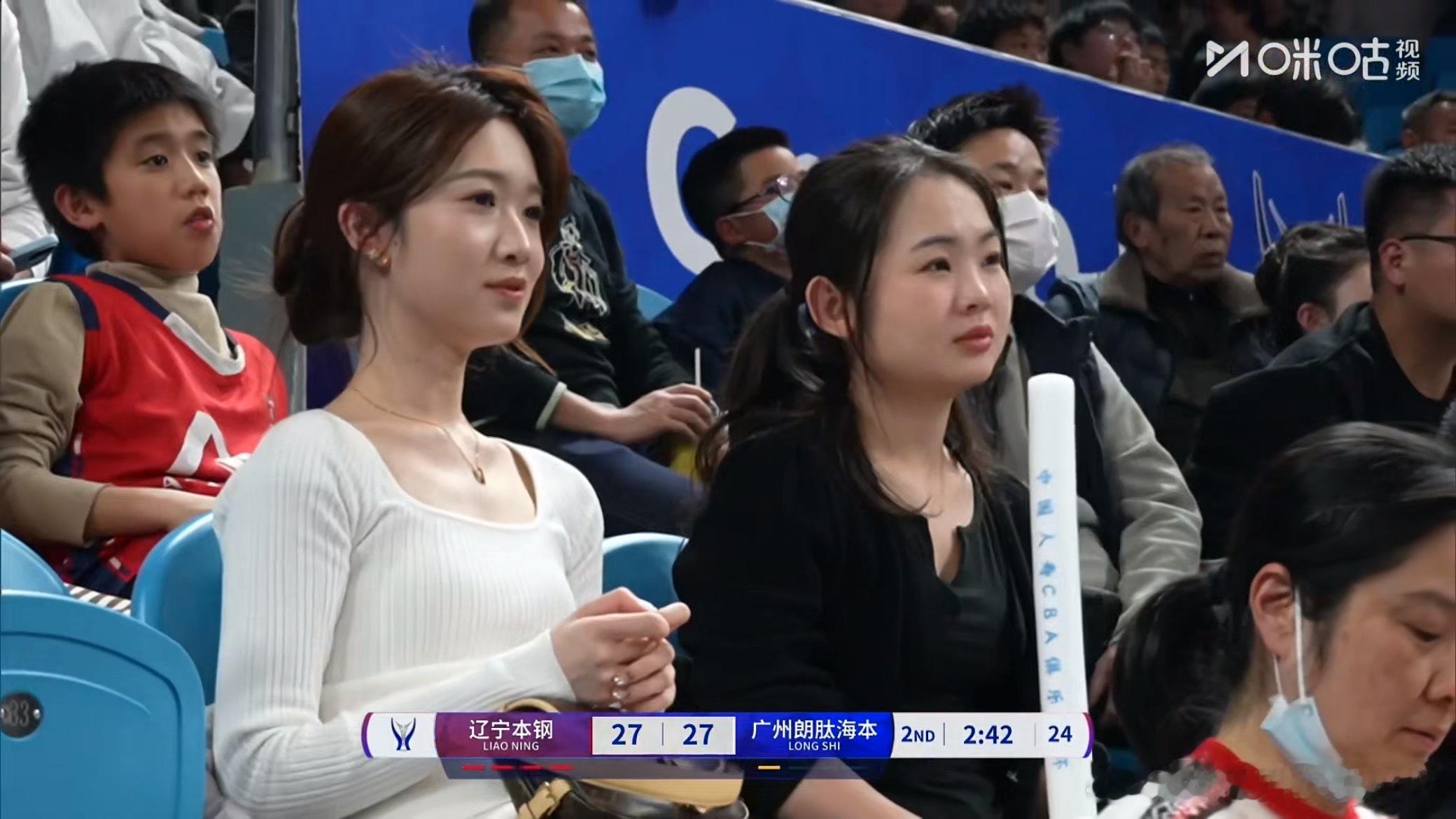 比赛有一点点乏味…导播还挺会切镜头的cba俱乐部杯辽宁男篮