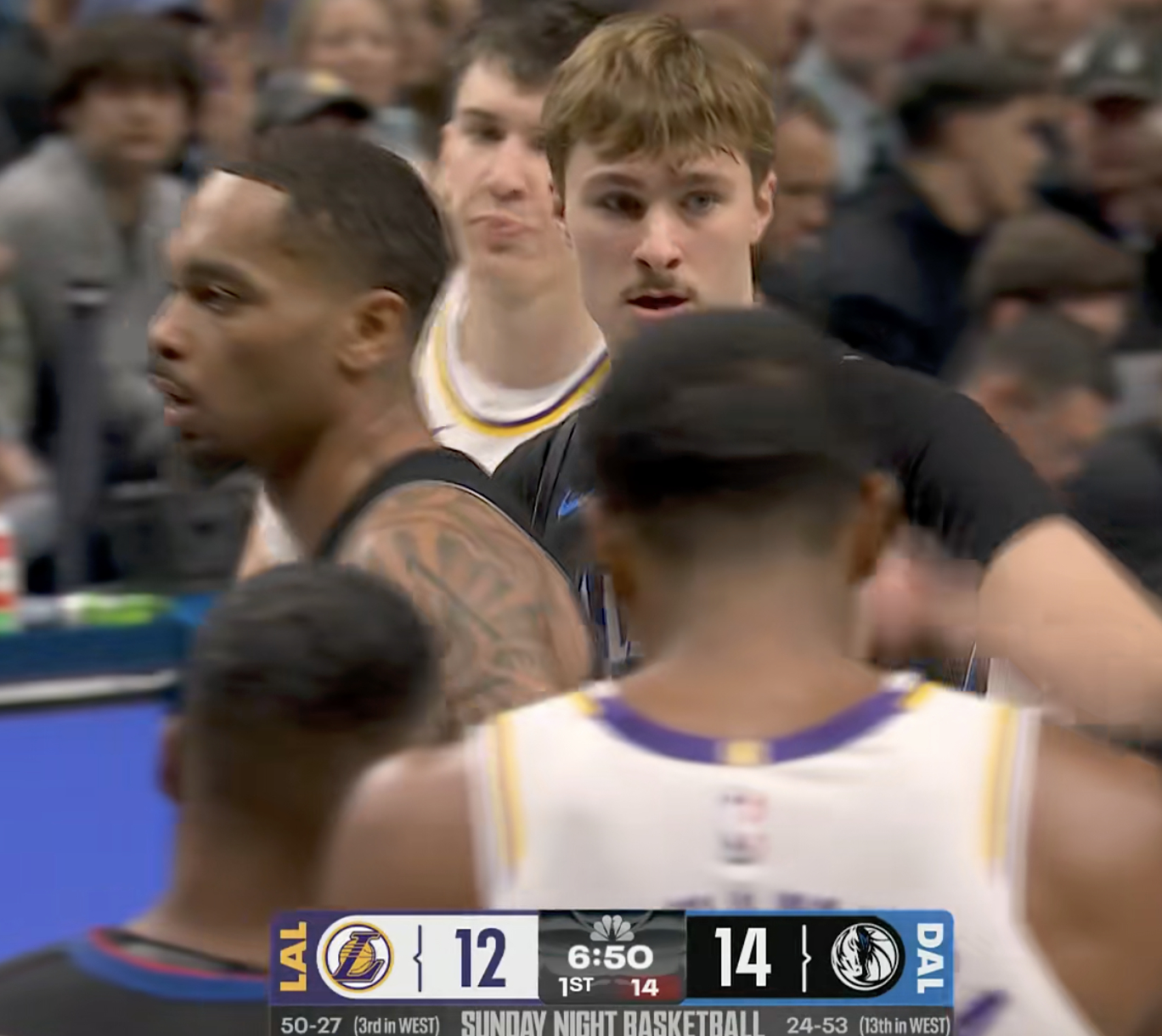 肯纳德，三分球犯规弗拉格，3罚全中湖人vs独行侠