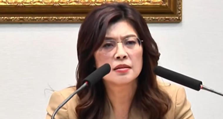 郑丽文现在估计肠子都悔青了。她后悔的不是向日本灾区伸了援手，也不是以个人名义捐了