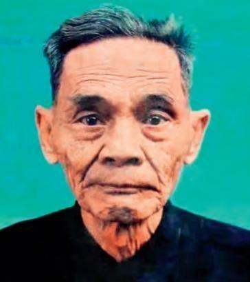 1988年，在台湾潜伏42年的地下党利用假身份回到了大陆。到家后，他才知道当年新