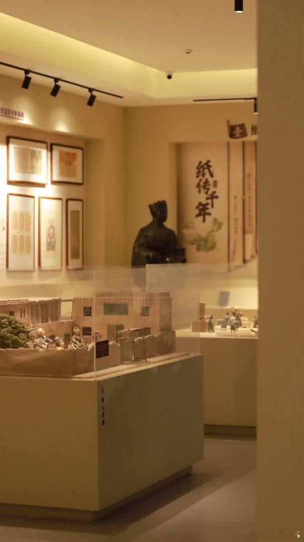 和田桑皮纸坚持1700年古法制作工艺【桑皮纸：穿越千年的纸业活化石】在机器造纸普