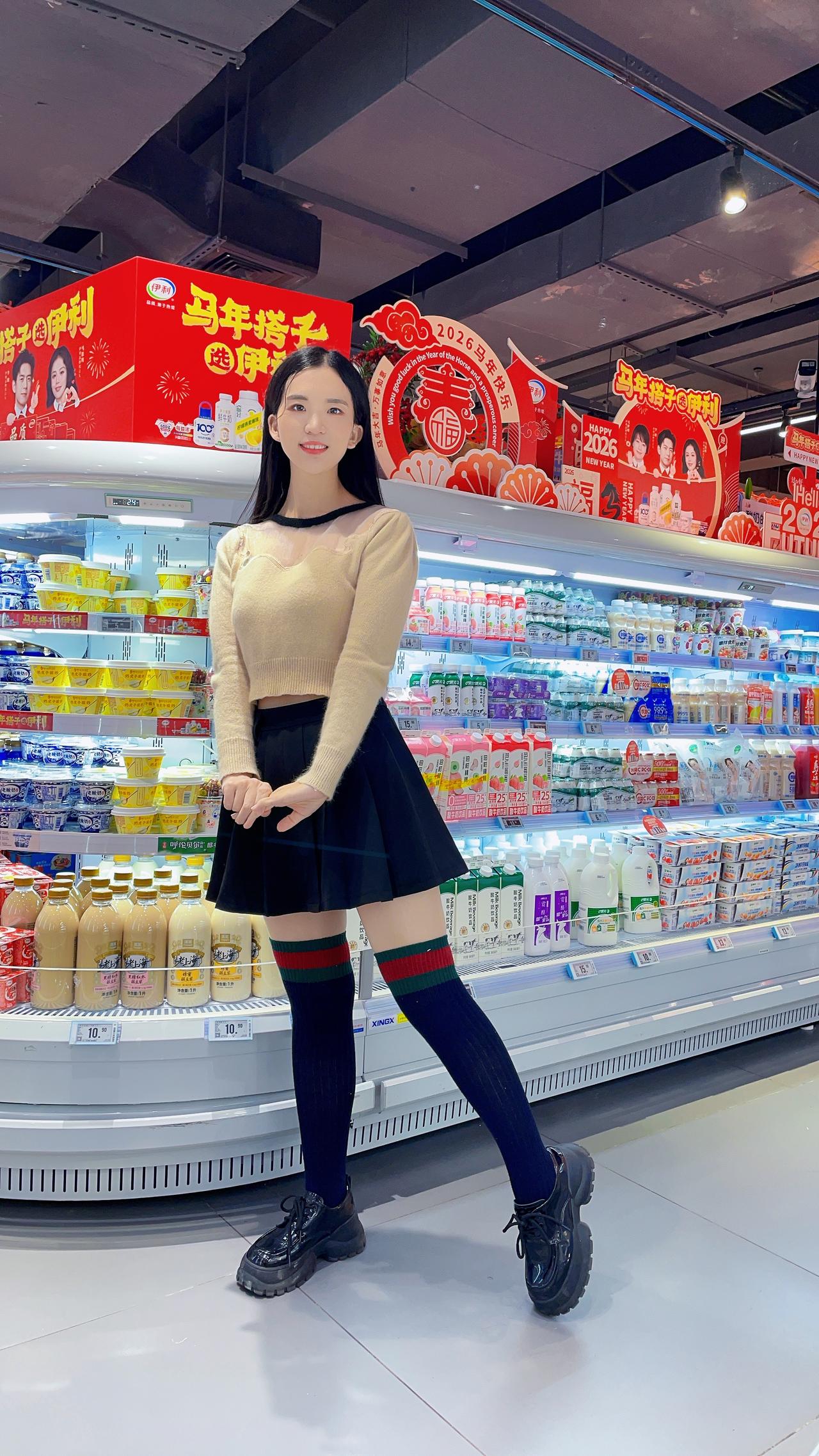 秋冬过膝袜分享秋冬过膝袜好看