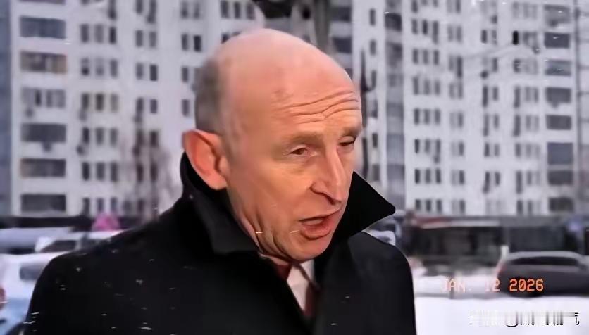 英国国防大臣宣布要“逮捕普京”。约翰·希利在近日访问乌克兰期间，被乌媒问及“若能