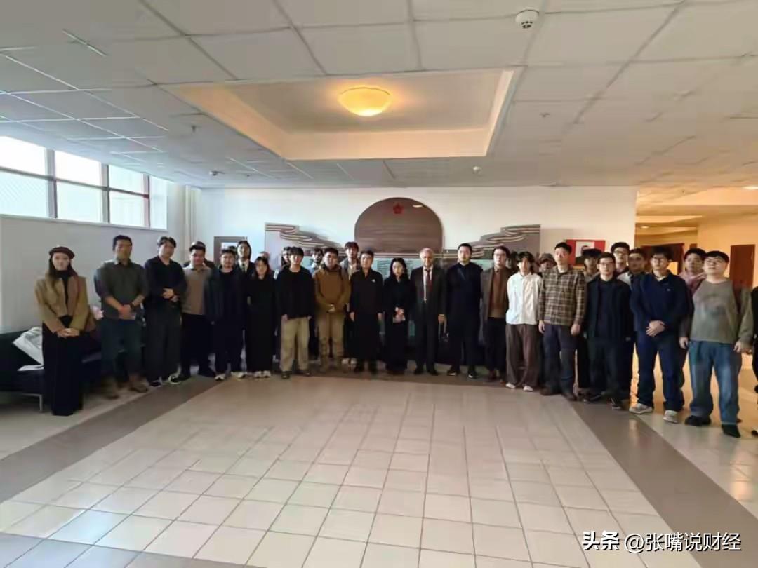 陈某人的天塌了！目前已被遣返回国，莫斯科大学表示将尽快公布对他的正式开除决定！