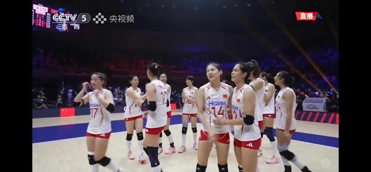 女排亚锦赛今天晚上进行最后一场1/4决赛，结果东道主中国女排轻松以3：0战胜越南