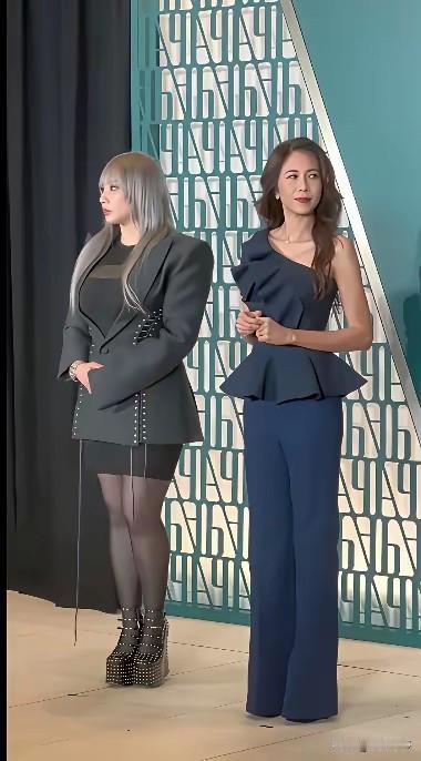莫文蔚完美的诠释
身材管理非常重要
不管年龄几何，只要身材在线
绝对不输比自己小