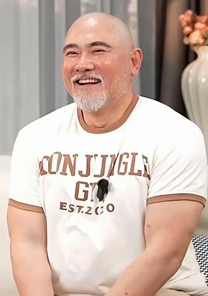 曾经的美男子是如何变成现在的中年胖大叔的，赵文瑄年轻时可是男人颜值的天花板，可以