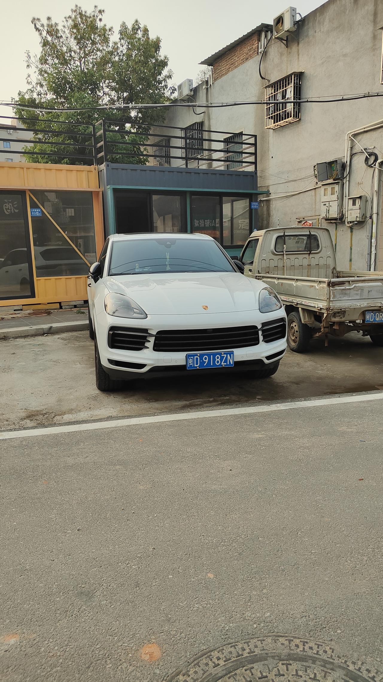 这车什么时候降价到10多万
我就会去买一台来开开