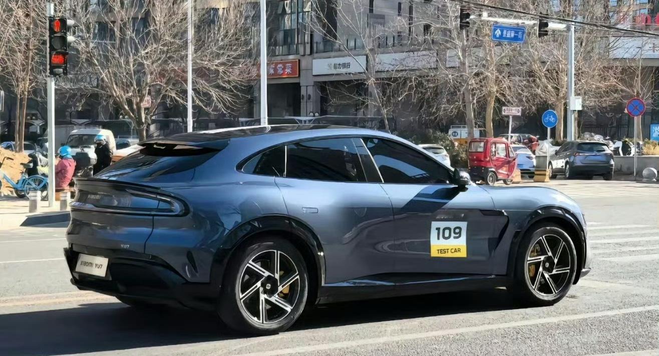 工信部网站小米YU7续航信息曝光，三元锂和磷酸铁锂两种电池，续航最高820，最低