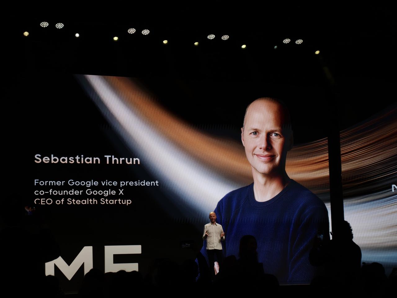 追觅 Next 2026 的第一款新品是 Drive Next 智能汽车，虽然雷