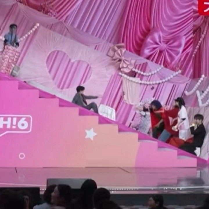 看到有人说：上去是有大冰箱拿吗？🤣🤣🤣 