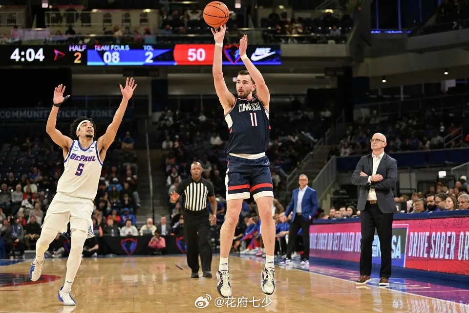 没主帅但不影响试训名单更新（所以坚持这种“主帅只管做菜不管买菜”的模式和基德分道