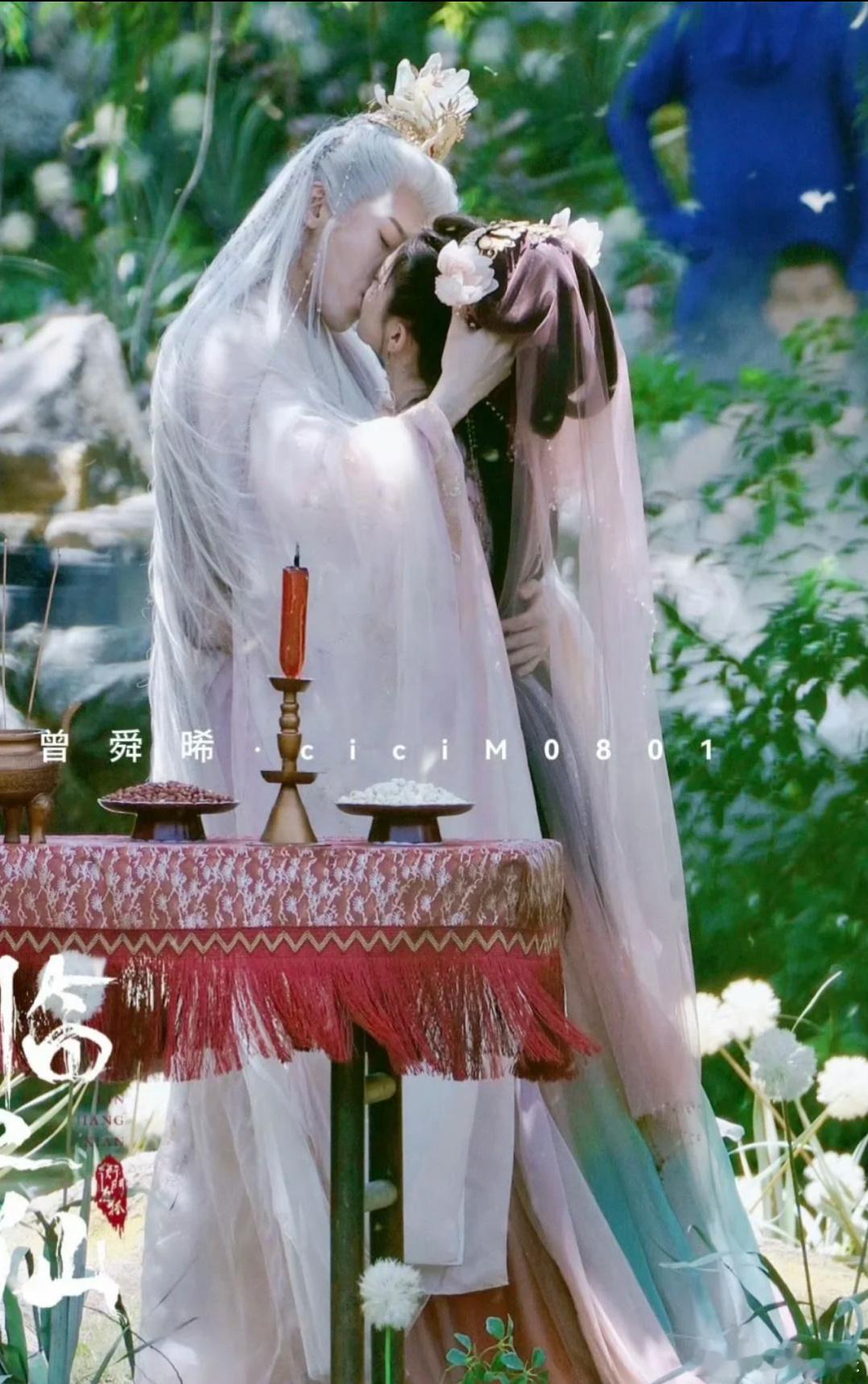 临江仙这个头纱特别美 ​​​