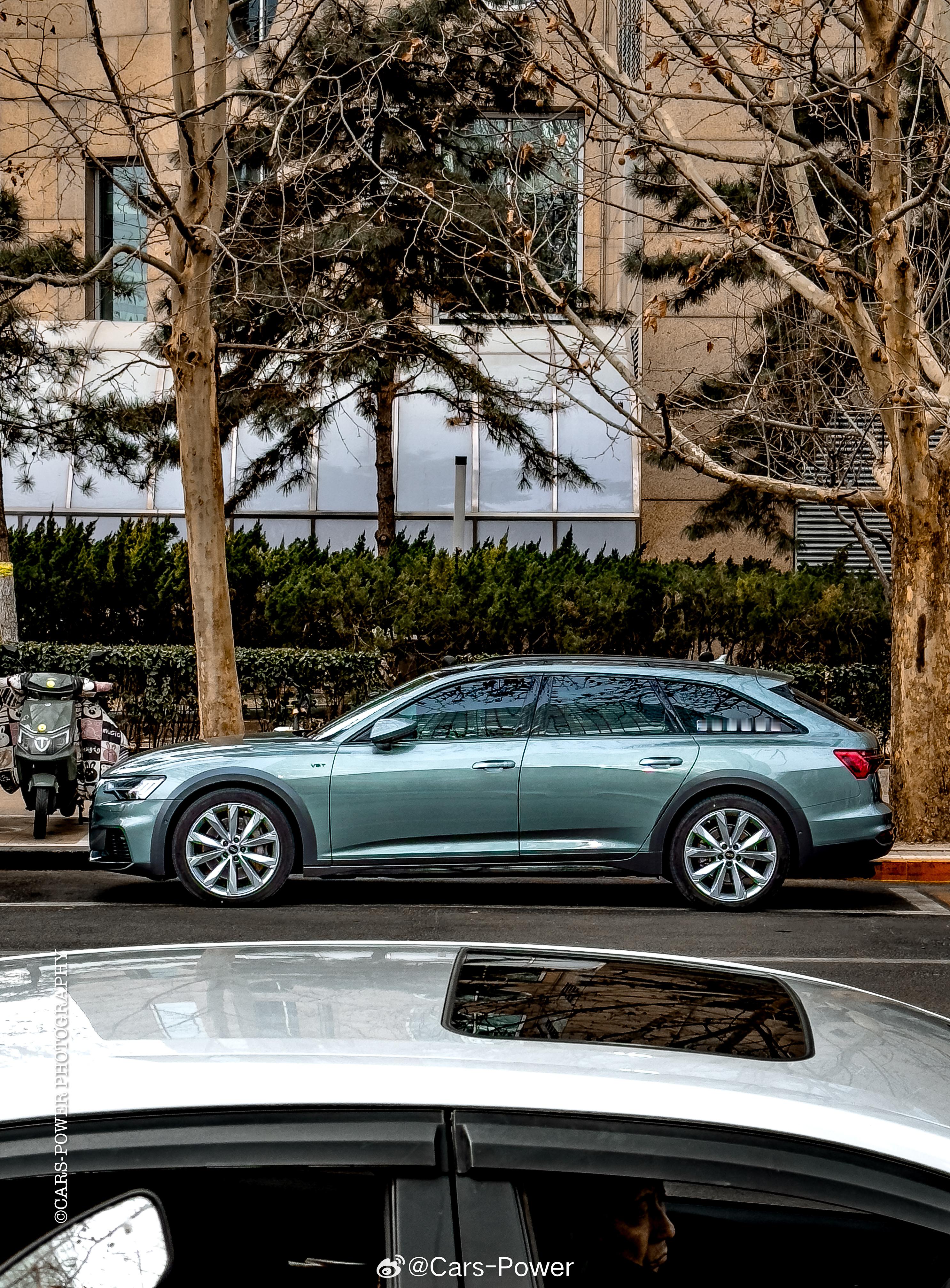 还是老款车好看有没有？路上的旅行车🚙👽奥迪A6 allroad👽奔驰CLS