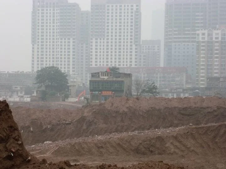 2011年拍的石家庄钉子戶