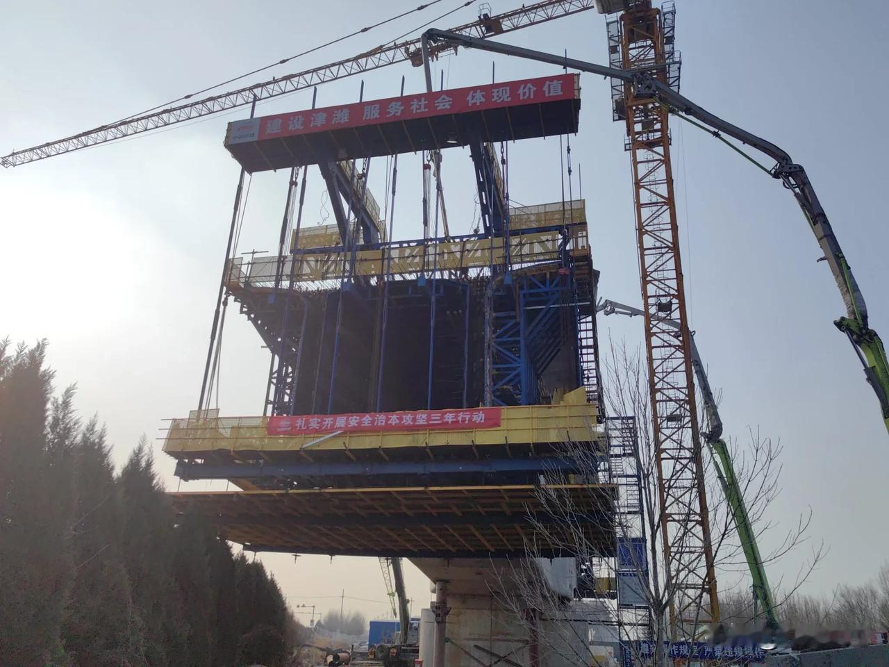 【津潍高铁建设】一年之计在于春，津潍高铁开局忙！！
阳春三月，正是津潍高铁施工大