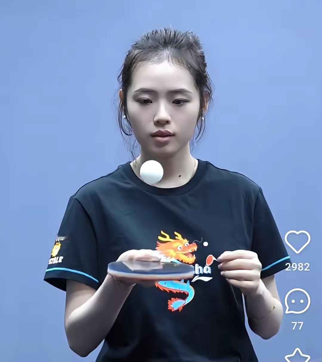 终于搞清楚了
​为啥那么多人喜欢段冬妍？
​并非长得漂亮，也并非球技好，而是段冬